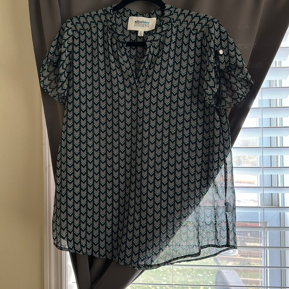 Alice Blue/Stitch Fix Blouse- SEE THROUGH - MEDIUM - BLUE, GREEN & WHITE